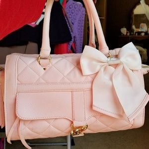 Bestey Johnson pink purse with white bow